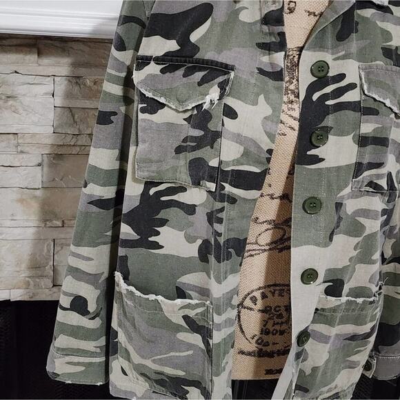 Jodifl camouflage Camo button up jacket size small - Picture 5 of 7